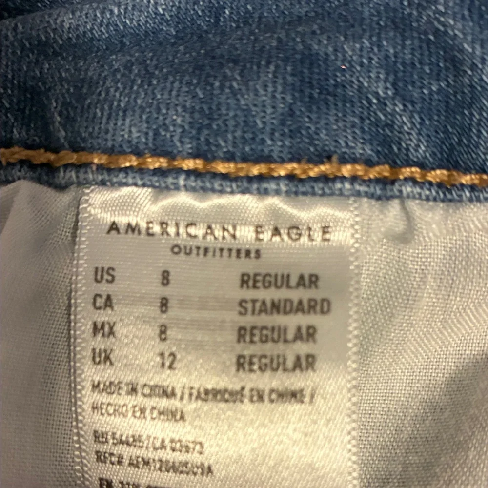 American Eagle Outfitters High Rise Blue Jeans - Picture 5 of 5